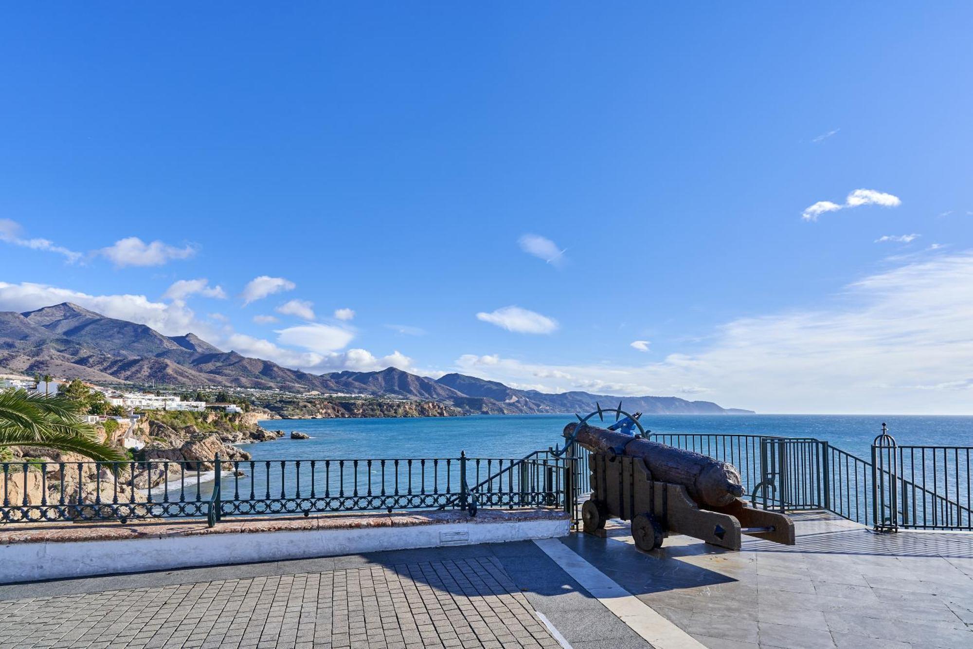 Apartamento Fernandita Nerja Ngoại thất bức ảnh
